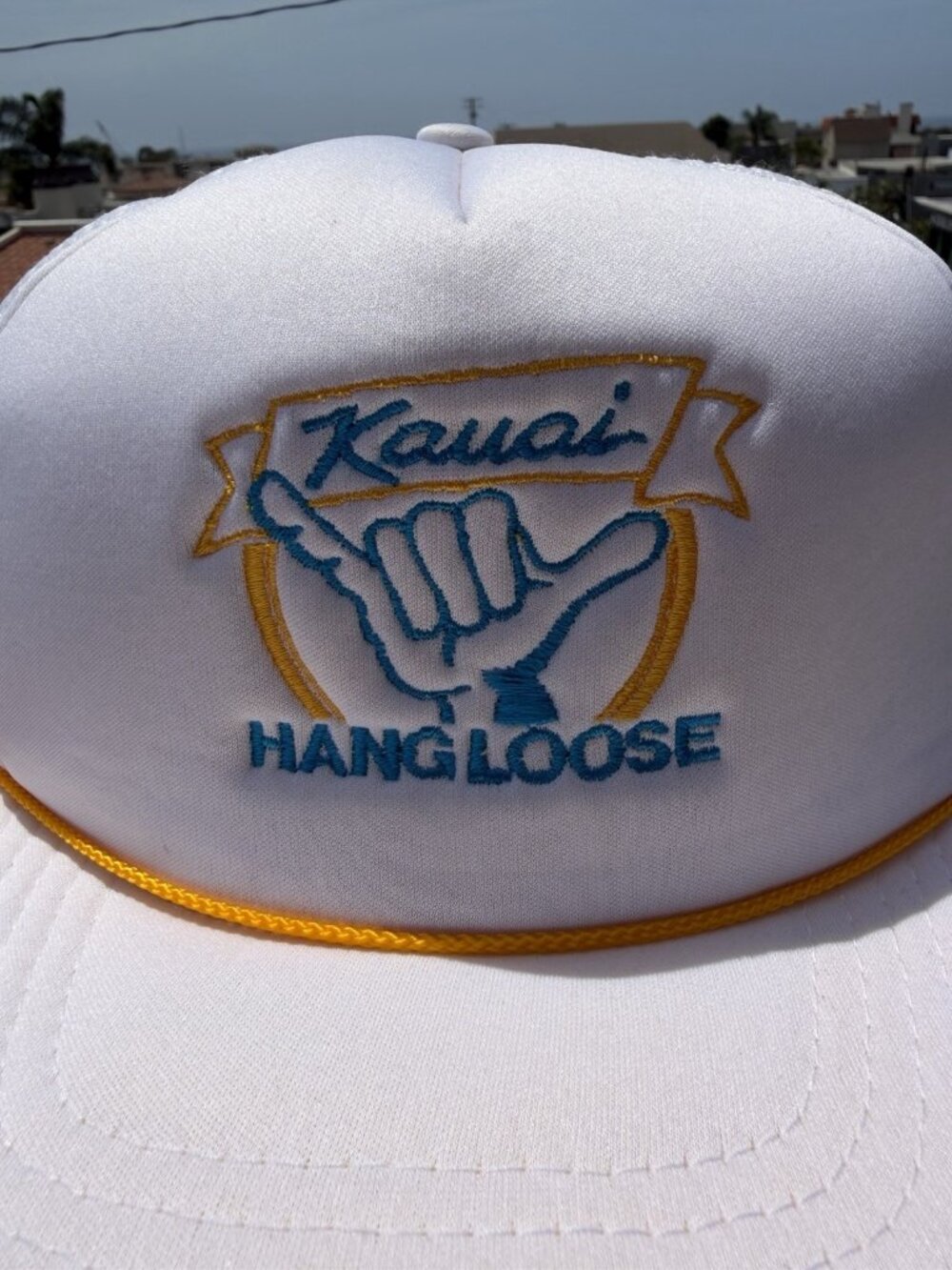 Vintage 90s Kauai Hang Loose white mesh trucker hat Hawaii streetwear beachy